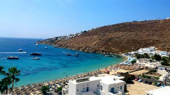 psarou beach Mykonos