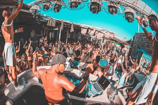 mykonos paradise club